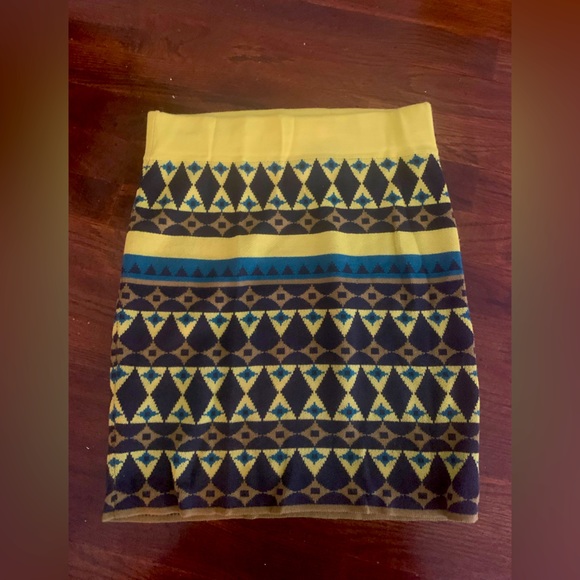 🔴 Geometric knitted bodycon skirt - Picture 2 of 5